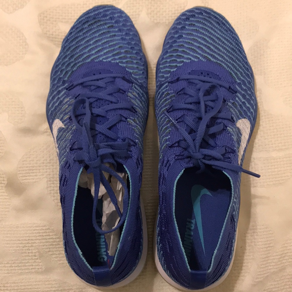 Women’s nike running shoe